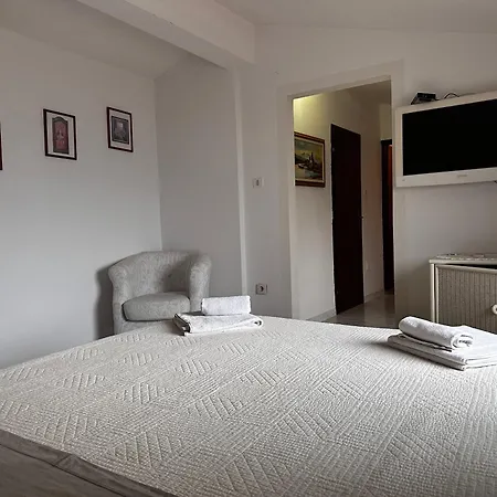 Vesna Гостевой дом Фунтана